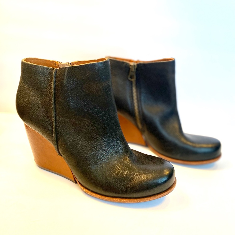 Kork-Ease Natalya Leather Bootie Size 7